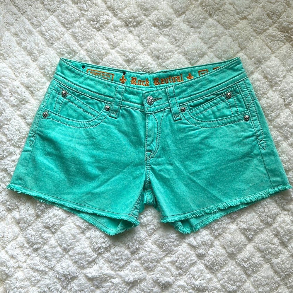 Rock Revival Scarlett Shorts